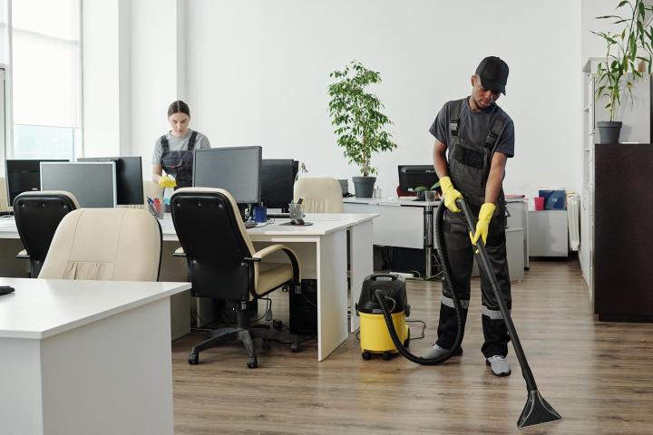Une entreprise de nettoyage de bureau Eauze
